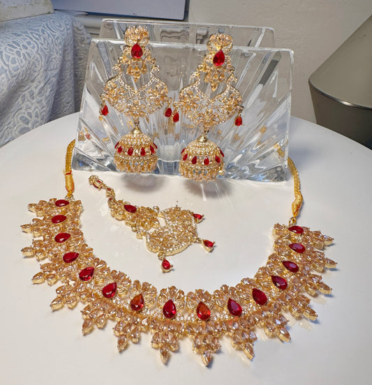 Bollywood Jewelry Set - Necklace, Mang Teeka and Earrings.